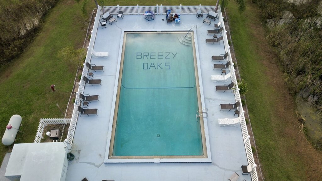Breezy Oaks activity sign