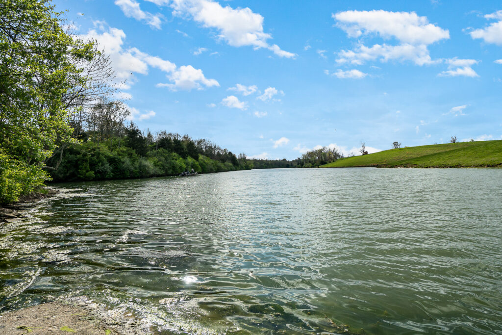 Dry Ridge lake 2
