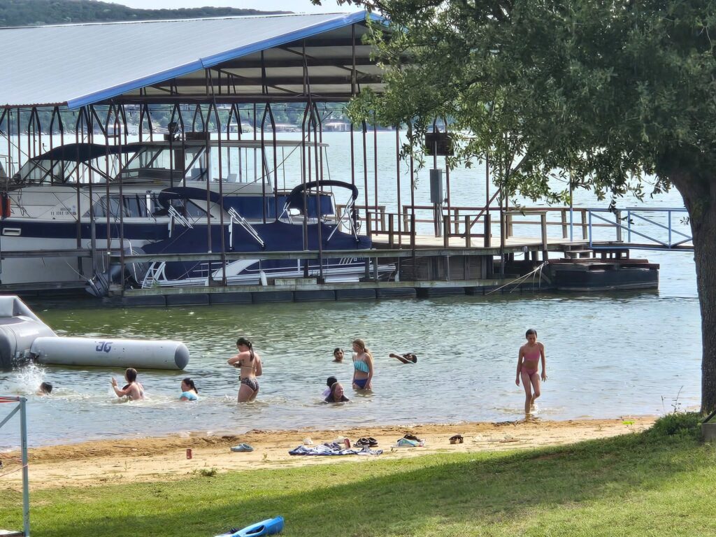Willow Beach beach